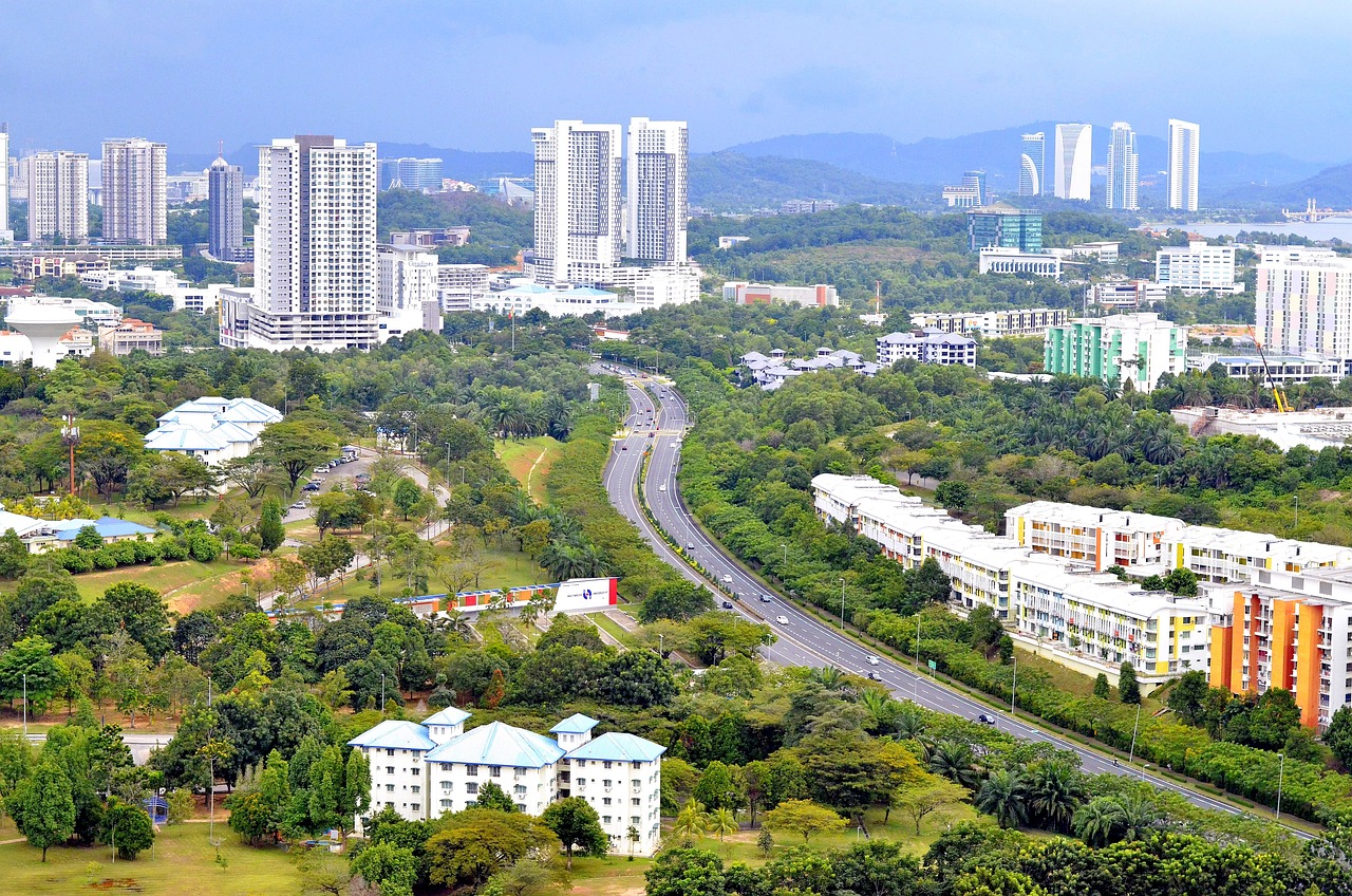 东兆长泰投资集团，塑造卓越，引领未来之路